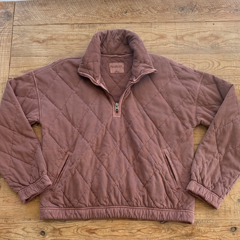 Abercrombie & Fitch Quilted Pullover Jacket in Dusty Mauve